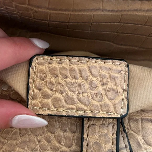 New Beige Faux Crocodile Saddle Bag From Spain - Picture 4 of 9